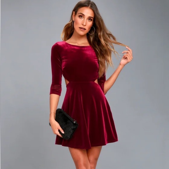Lulu’s Charisma and Charm Burgundy Velvet Backless Dress - Picture 1 of 14